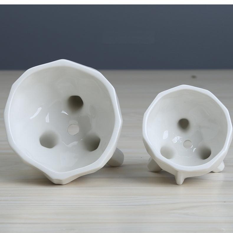 Soléra – Cache-pots en céramique minimaliste et sculptural