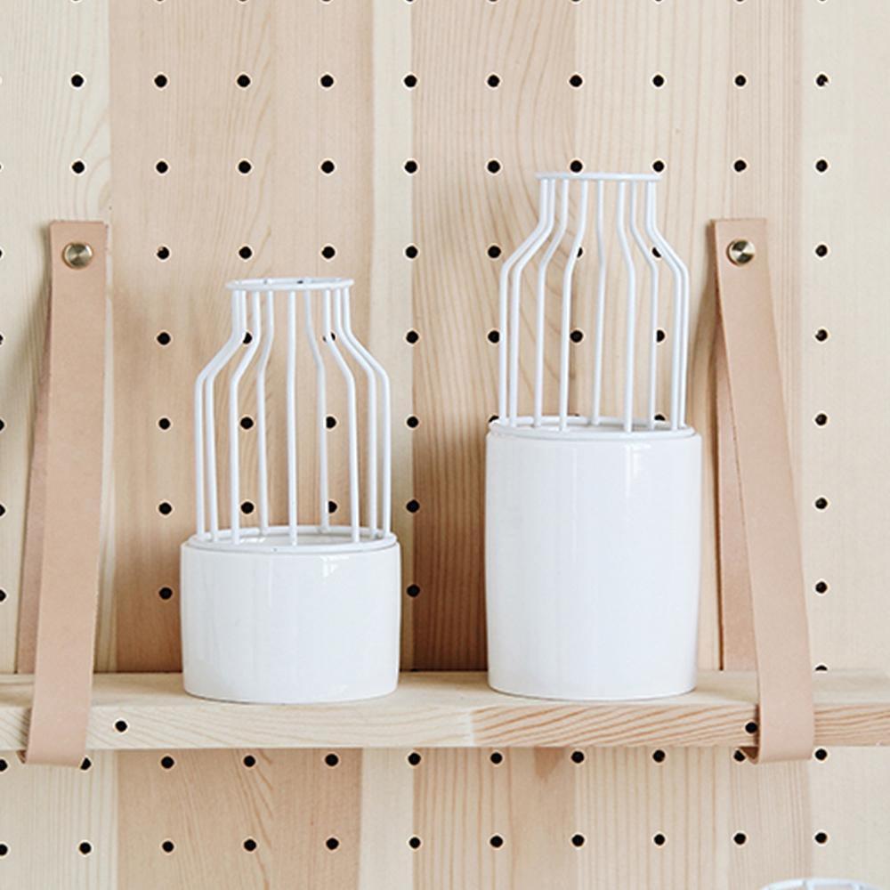 Soléna – Vase en céramique et métal texturé et sculptural