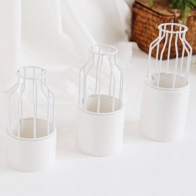 Soléna – Vase en céramique et métal texturé et sculptural