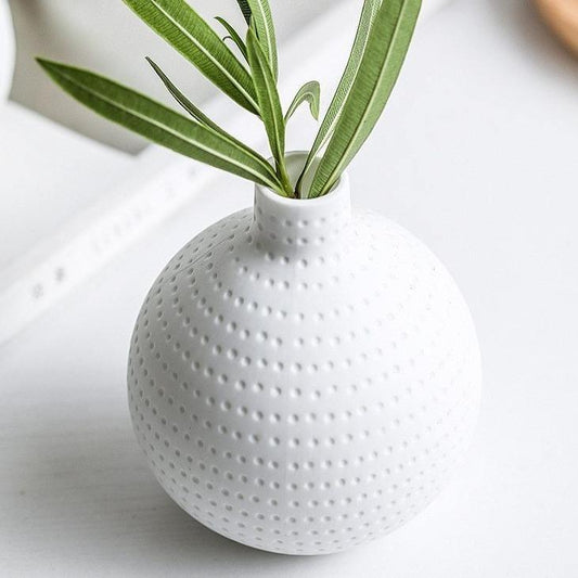 Lunara – Vase en céramique texturé et contemporain