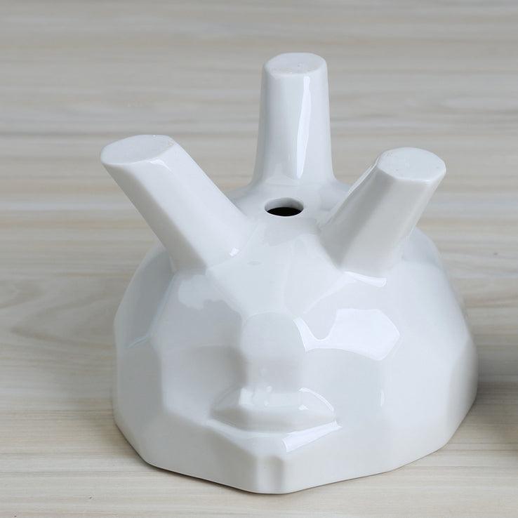 Soléra – Cache-pots en céramique minimaliste et sculptural