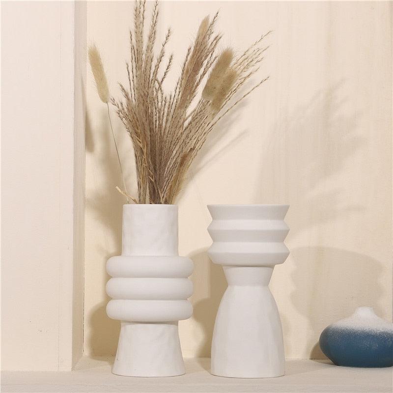 Lunara – Vase en céramique texturé et minimaliste
